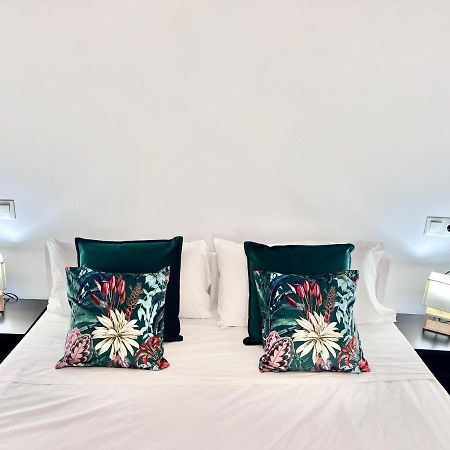 Gatu Premium Villa Flamenca , Preferente Mayores De 25 Anos Y Familias 加的斯 外观 照片