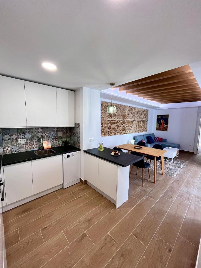 Gatu Premium Villa Flamenca , Preferente Mayores De 25 Anos Y Familias 加的斯 外观 照片