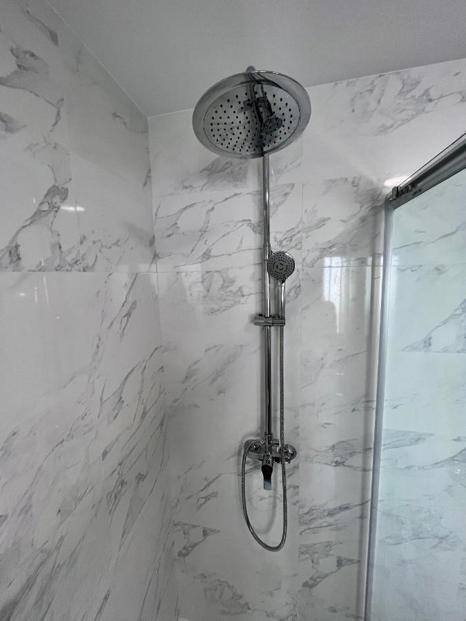 Gatu Premium Villa Flamenca , Preferente Mayores De 25 Anos Y Familias 加的斯 外观 照片