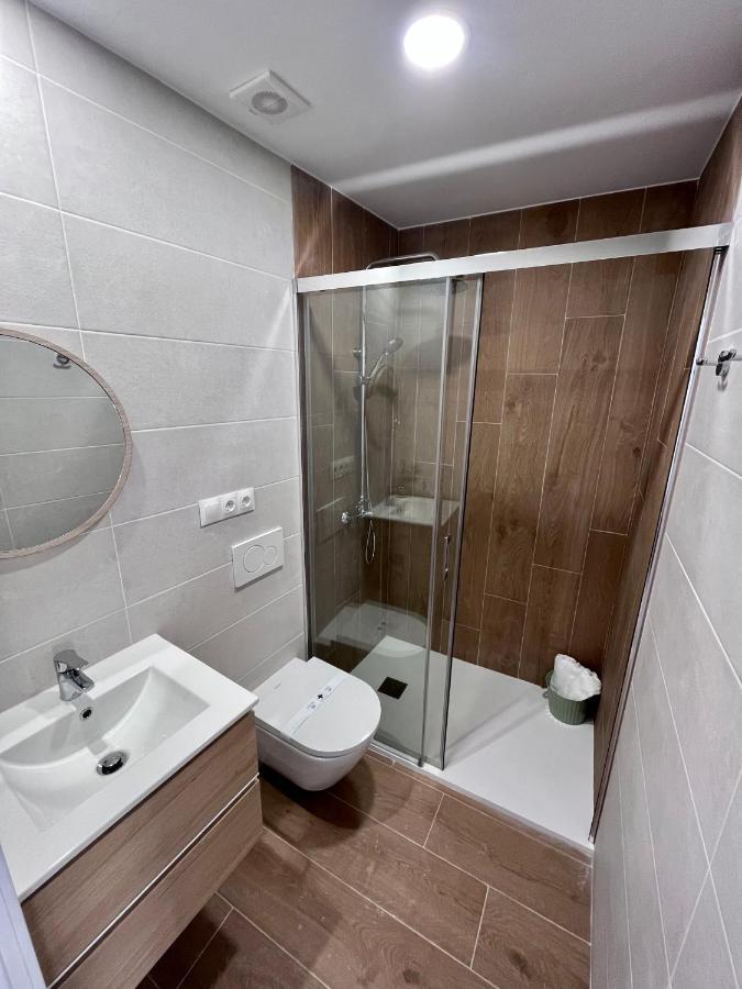 Gatu Premium Villa Flamenca , Preferente Mayores De 25 Anos Y Familias 加的斯 外观 照片