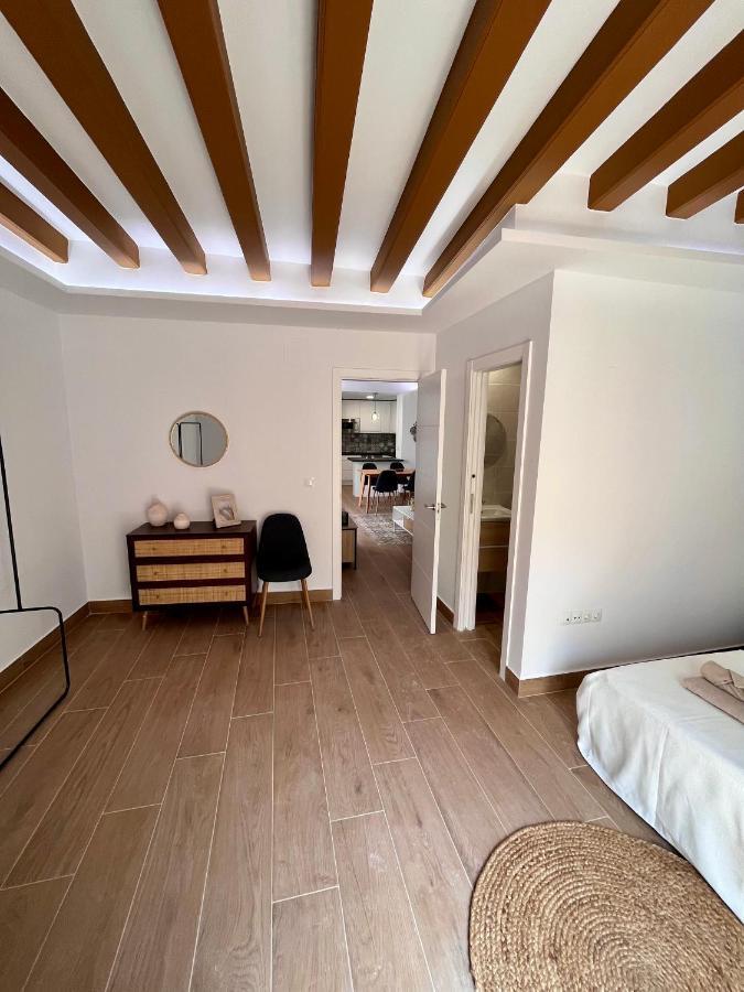 Gatu Premium Villa Flamenca , Preferente Mayores De 25 Anos Y Familias 加的斯 外观 照片